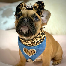 Load image into Gallery viewer, Aria is wearing a size small