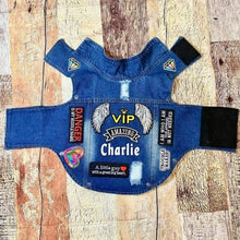 Load image into Gallery viewer, Size Medium in photo