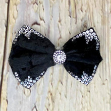 Load image into Gallery viewer, Velvet bowties