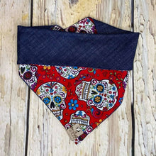 Load image into Gallery viewer, The Glam Sugar skull
