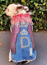 Load image into Gallery viewer, Daisy is wearing a size Large Vest
