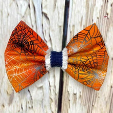 Load image into Gallery viewer, Halloween bowties
