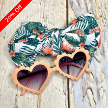 Load image into Gallery viewer, Oh so Peachy sunnies and bow
